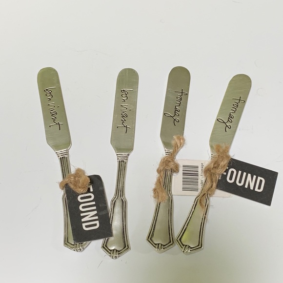 Found silverware set of four - Picture 10 of 12